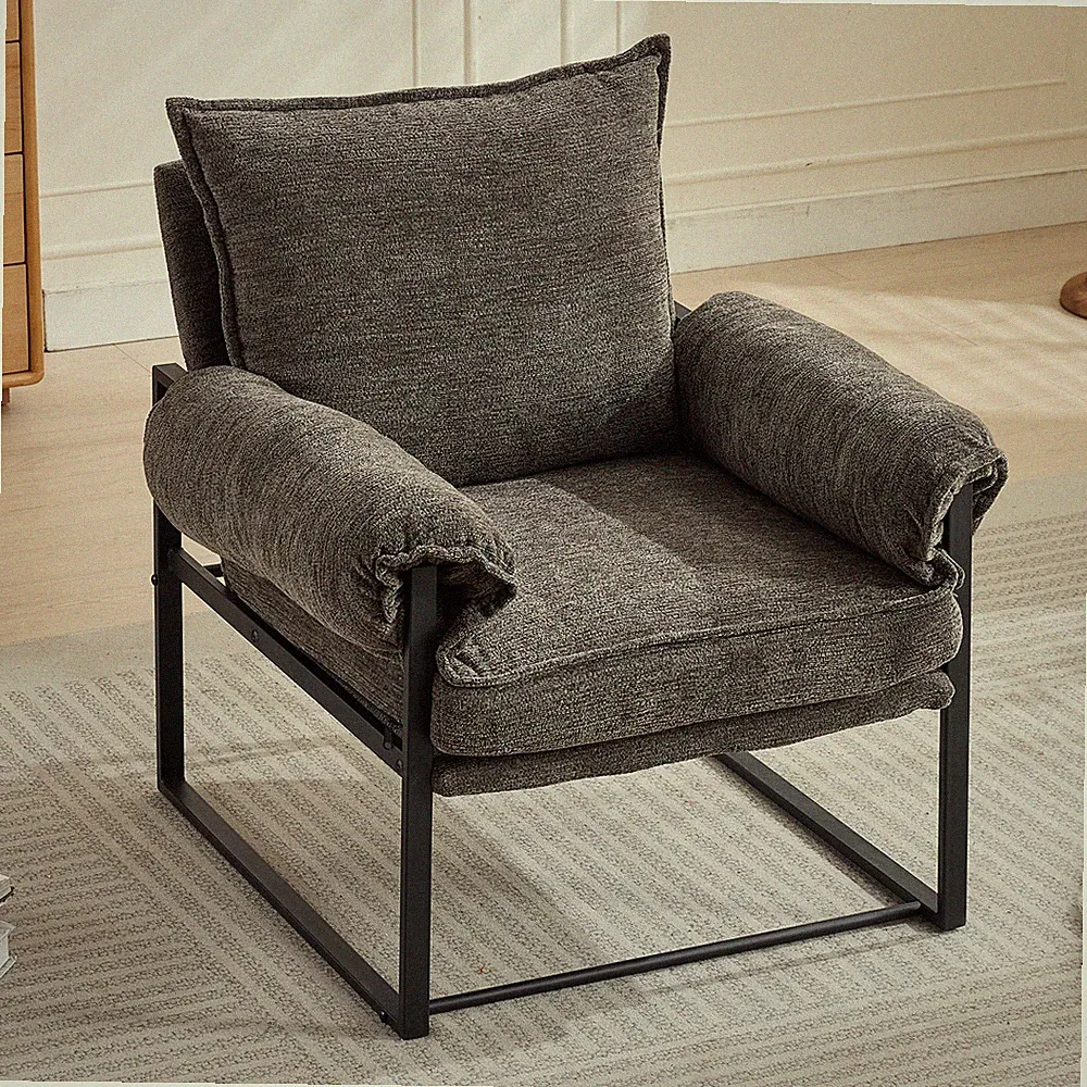 Adjustable recliner, adjustable in various angles , suitable for a variety of